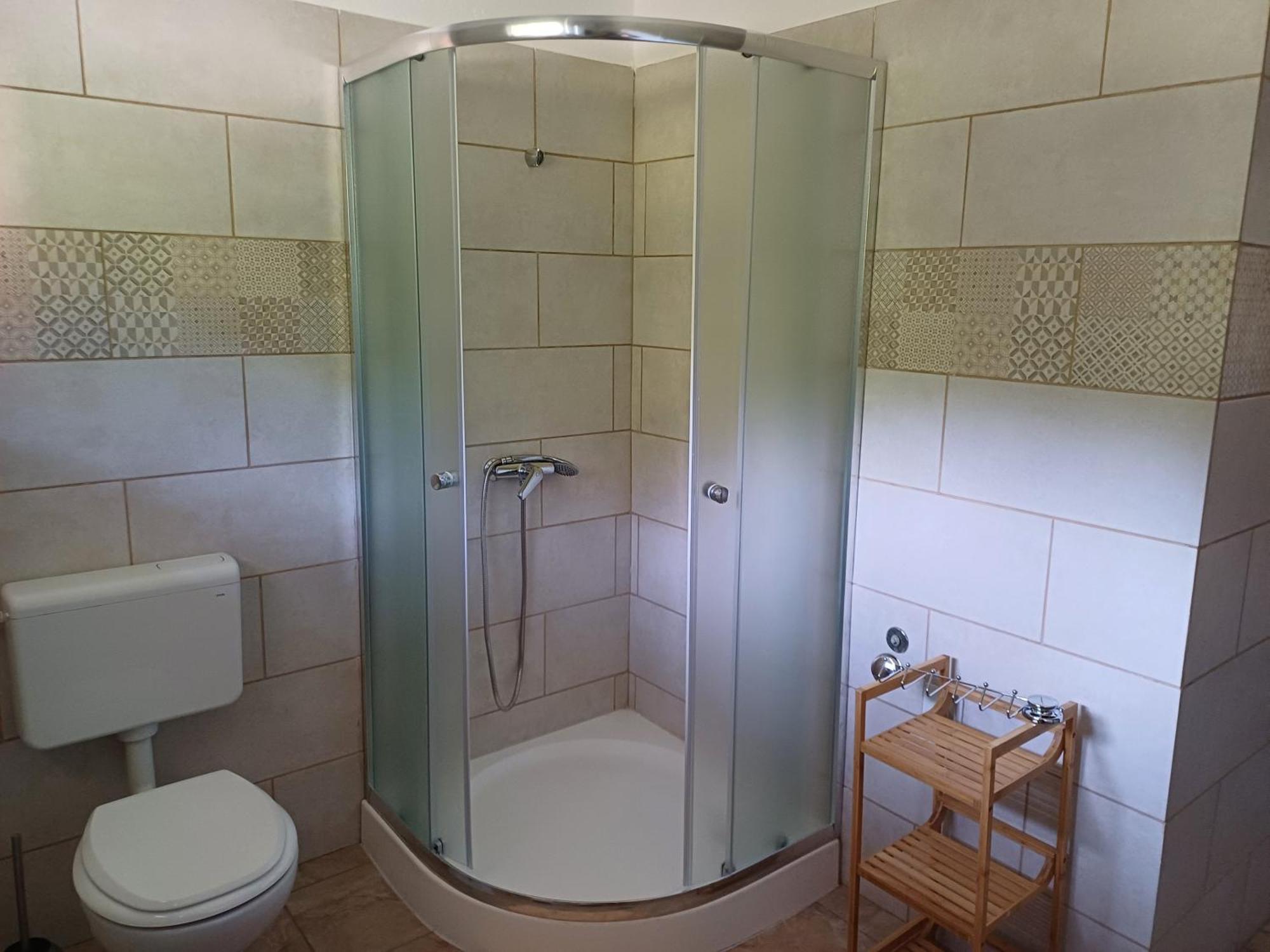 Apartma Ginga Osilnica